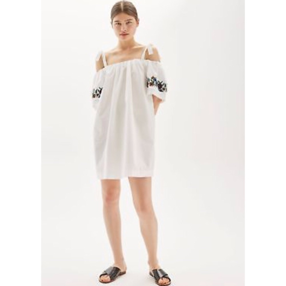 Topshop Nordstrom White Floral Embroidered Dress